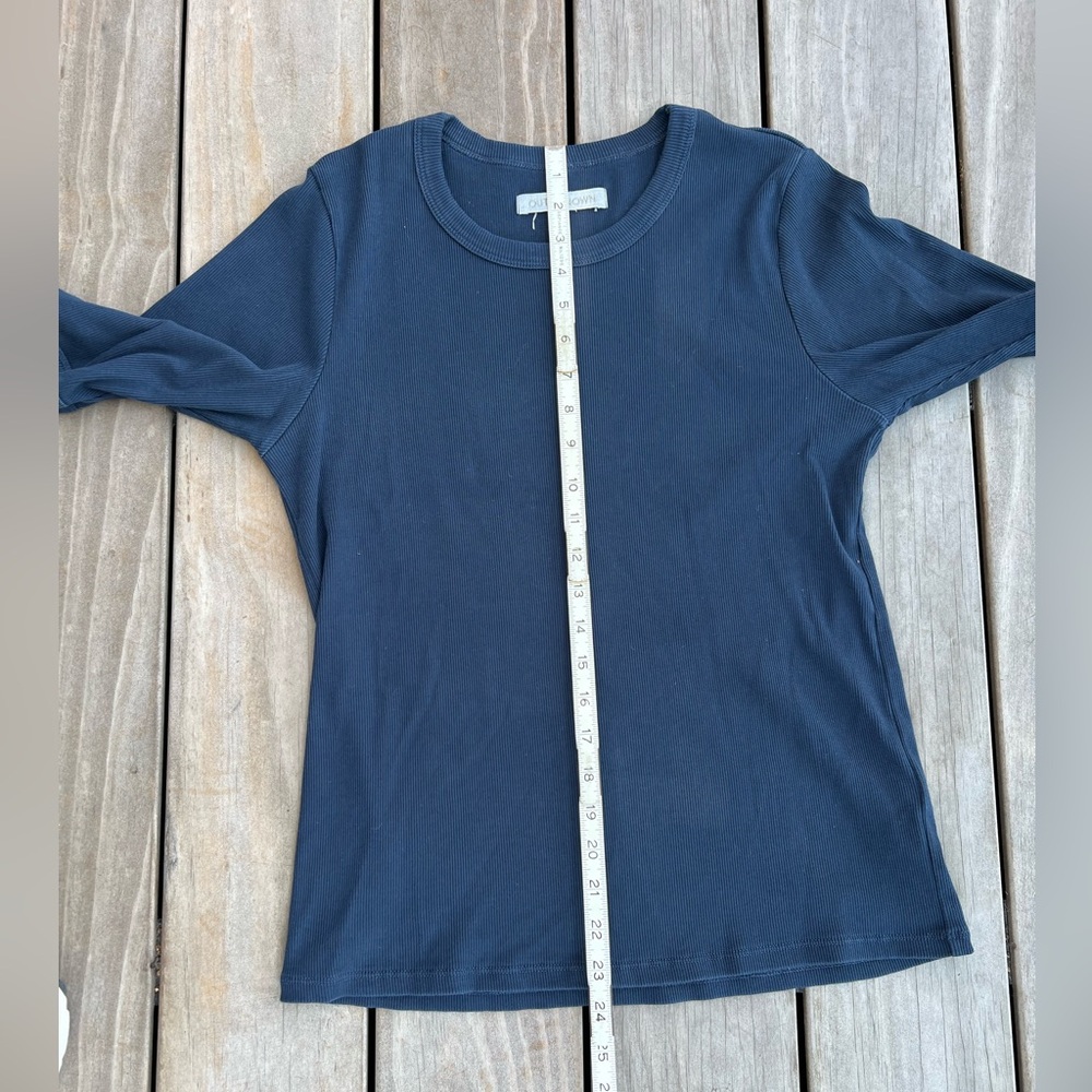 Outerknown Women’s Sojourn Ribbed Tee - Large - Navy - Picture 7 of 12